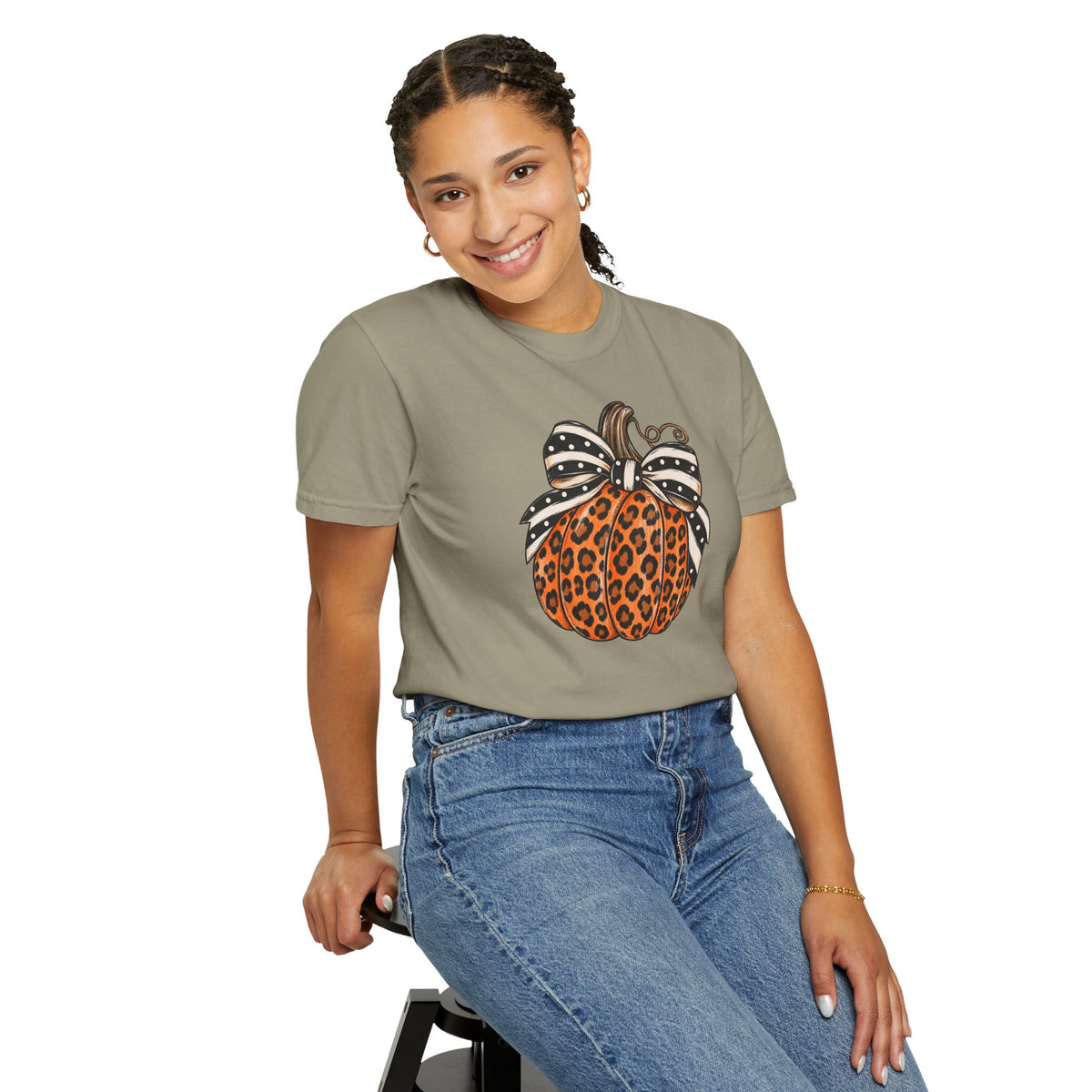 Leopard Pumpkin T-Shirt — Autumn Pumpkin Graphic Tee with Polka Dot Bow