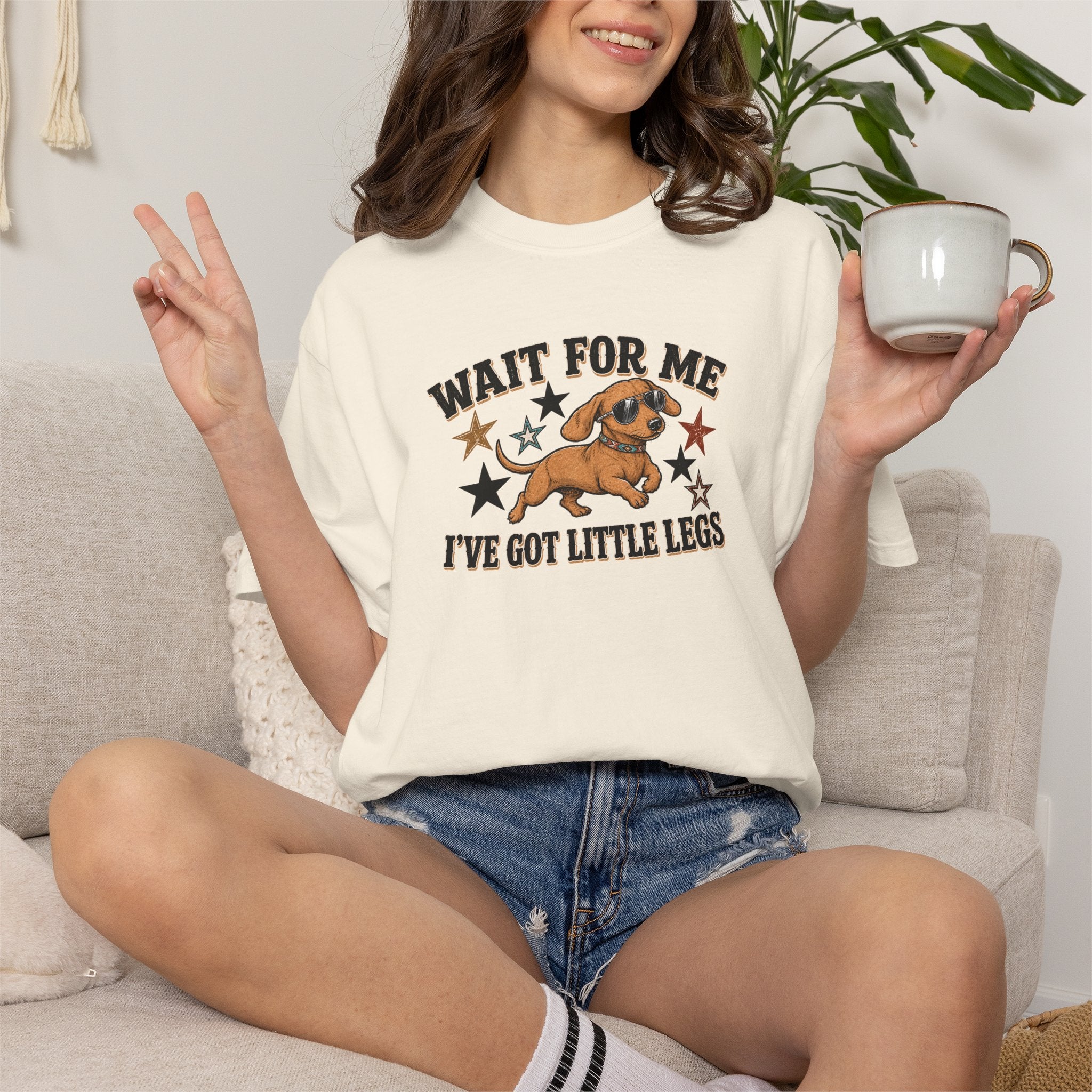 Wait For Me I've Got Little Legs T-Shirt — Cute Dachshund Retro Graphic Tee