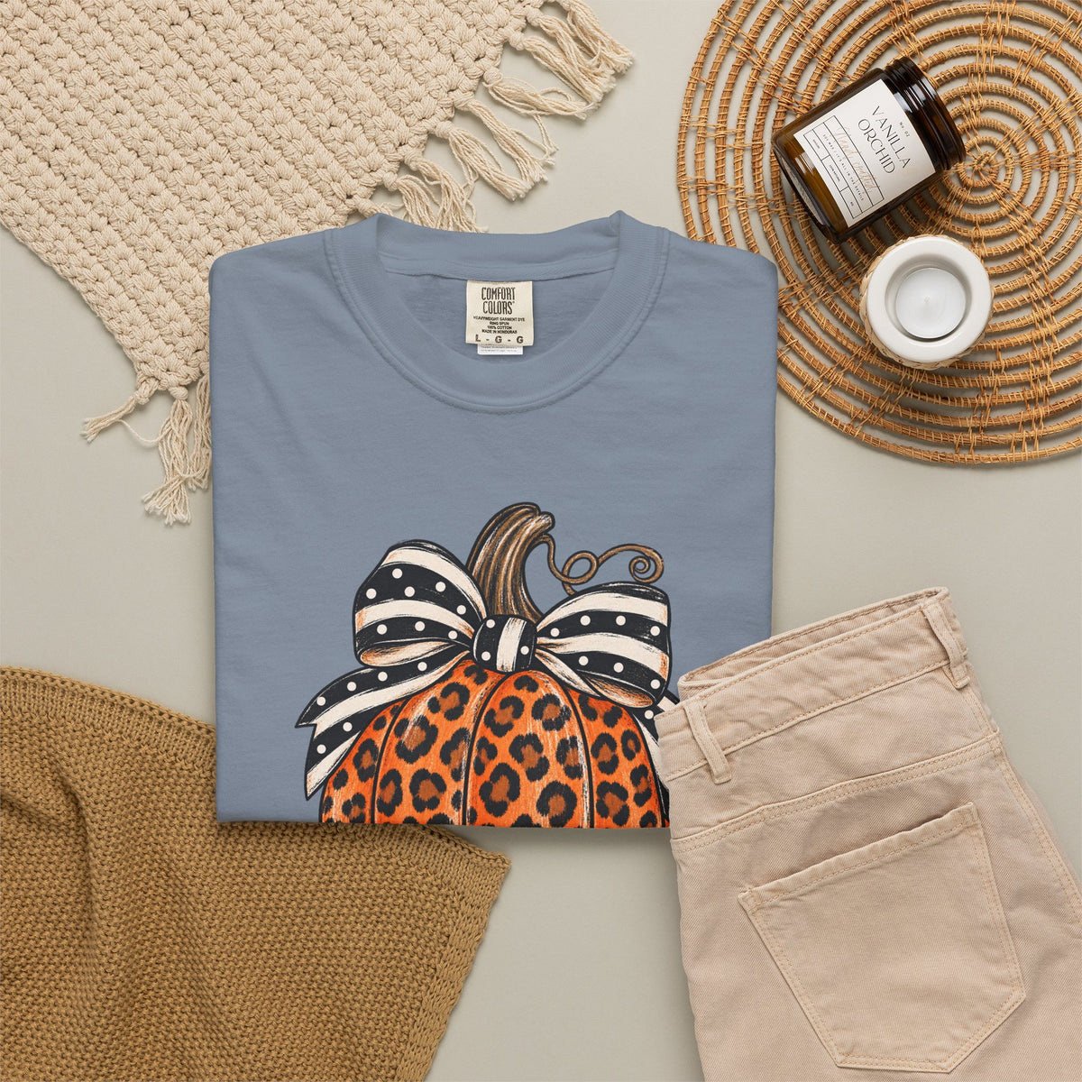 Leopard Pumpkin T-Shirt — Autumn Pumpkin Graphic Tee with Polka Dot Bow
