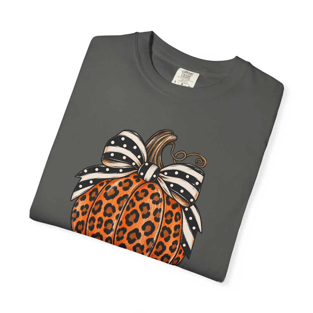Leopard Pumpkin T-Shirt — Autumn Pumpkin Graphic Tee with Polka Dot Bow